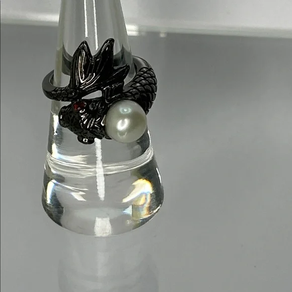 NWOT Gunmetal Plate Sterling Silver Koi Fish Ring With Genuine Pearl Boho - Picture 3 of 8